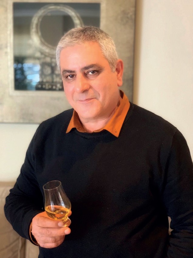 Harison Whisky Club1