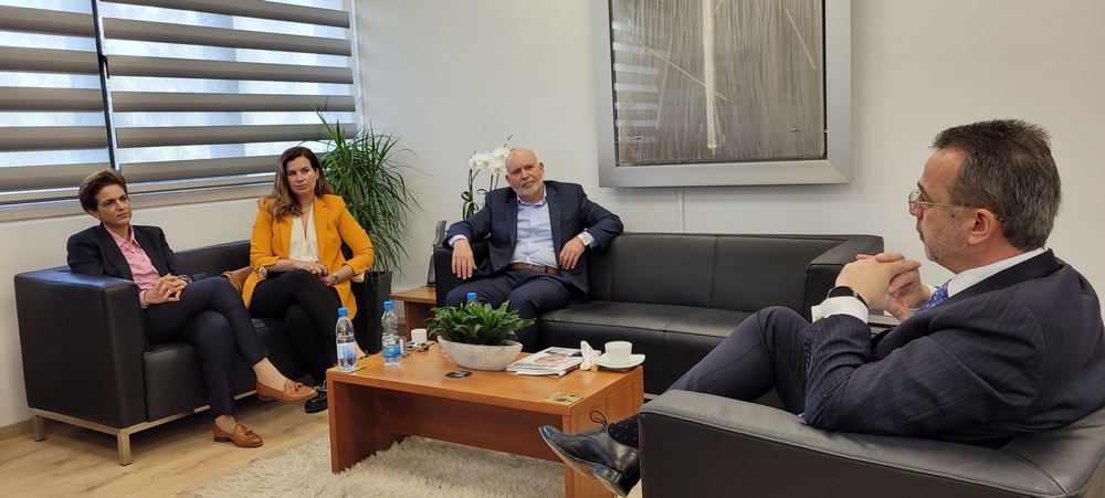 SUCCESSFUL BUSINESS LEADERS CLUB 1