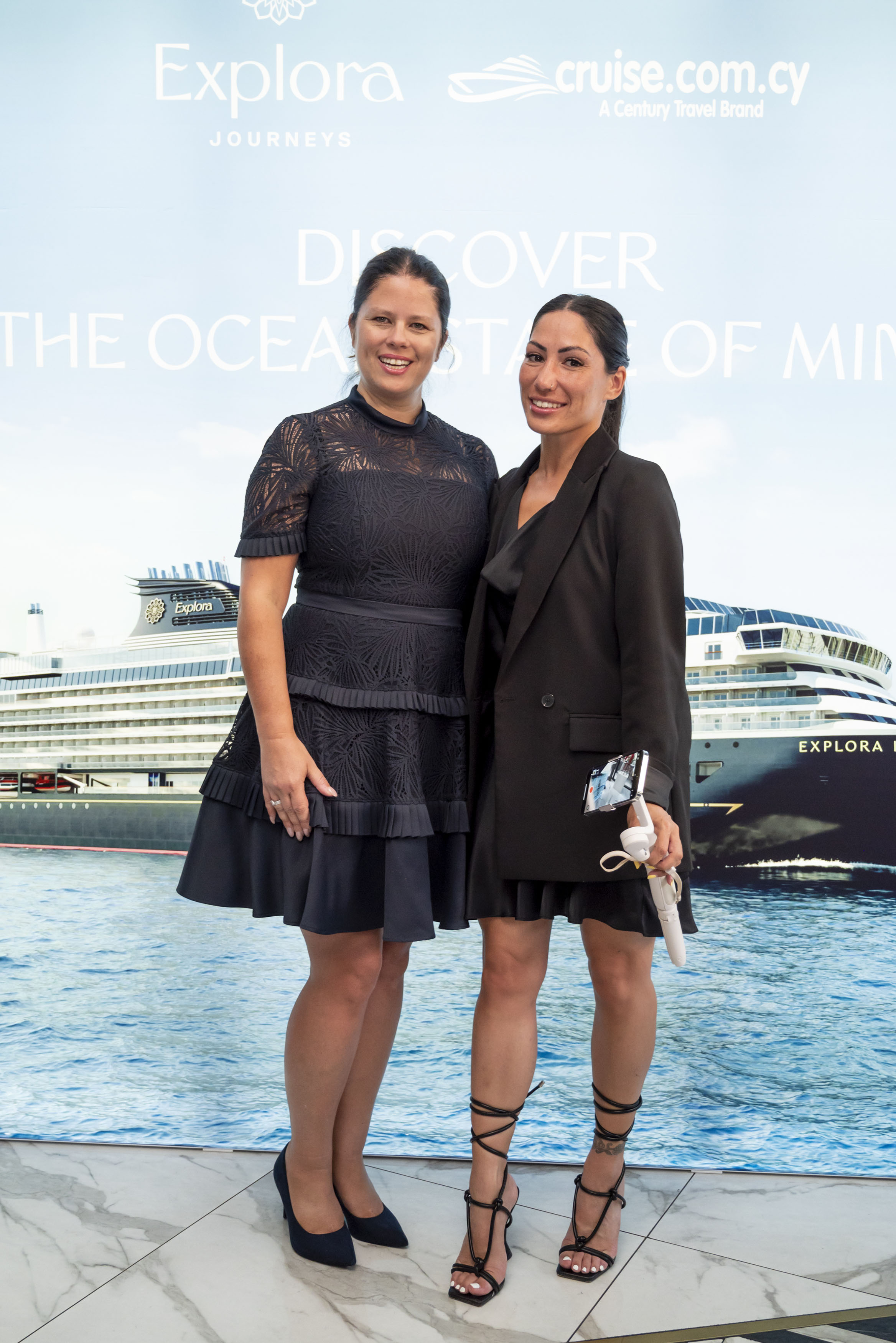 EXPLORA JOURNEYS GLAM PARTY 12