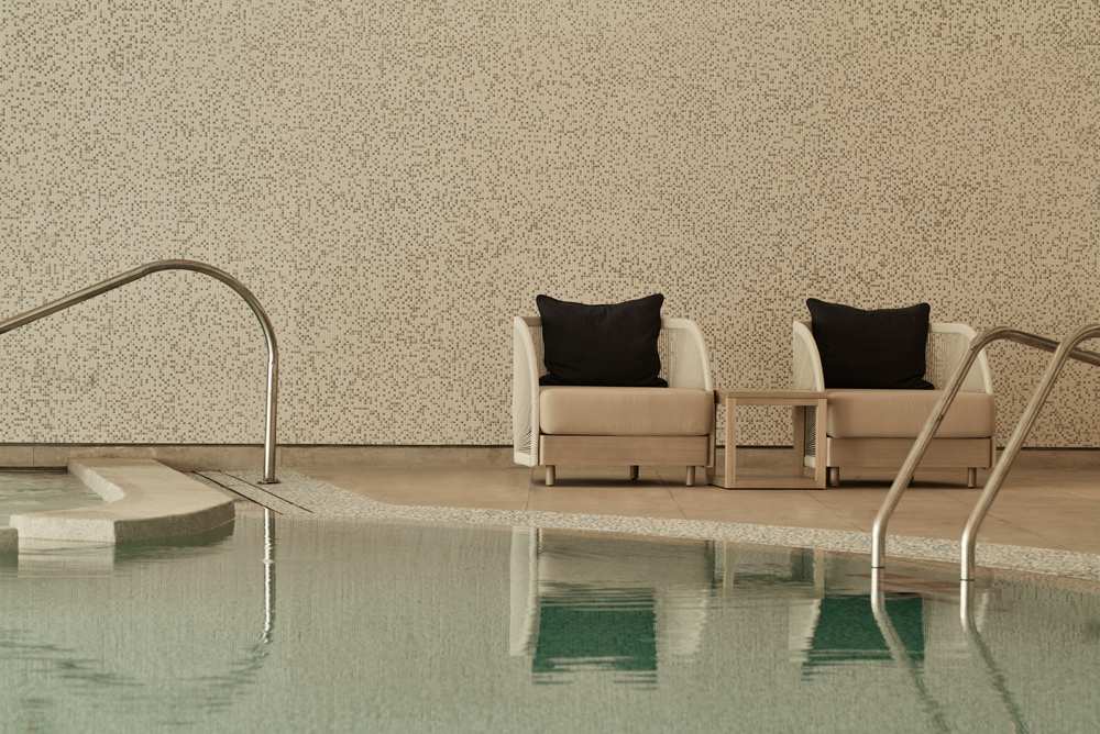 Featuring Renu Spa 2000x1335px 07