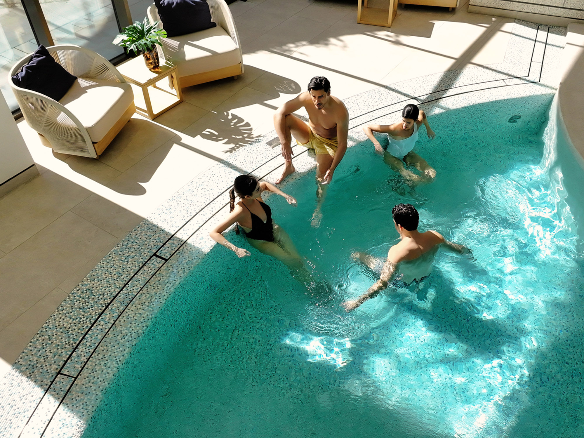 Featuring Renu Spa 2000x1124px 04