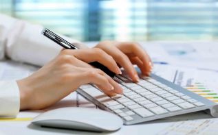 Число работников органов гос. власти выросло на 5,8%