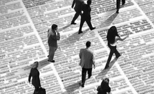 Работа находит людей