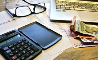 Налоговые долги и регистрация компаний