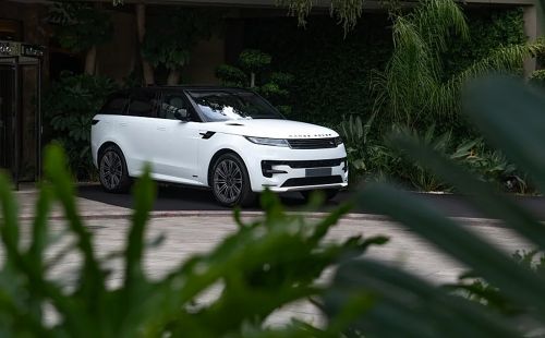 Range Rover House Embracing Modern Luxury
