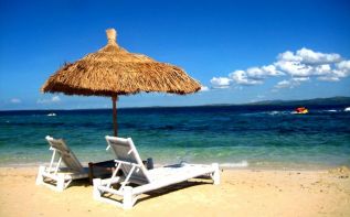 Погрели руки на зонтиках